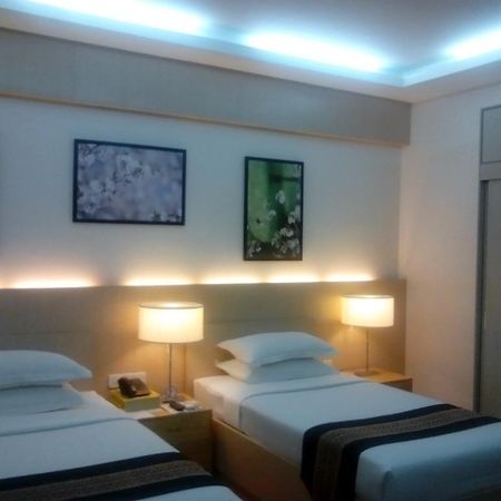 Hotel 7 Mile Yangon Ngoại thất bức ảnh