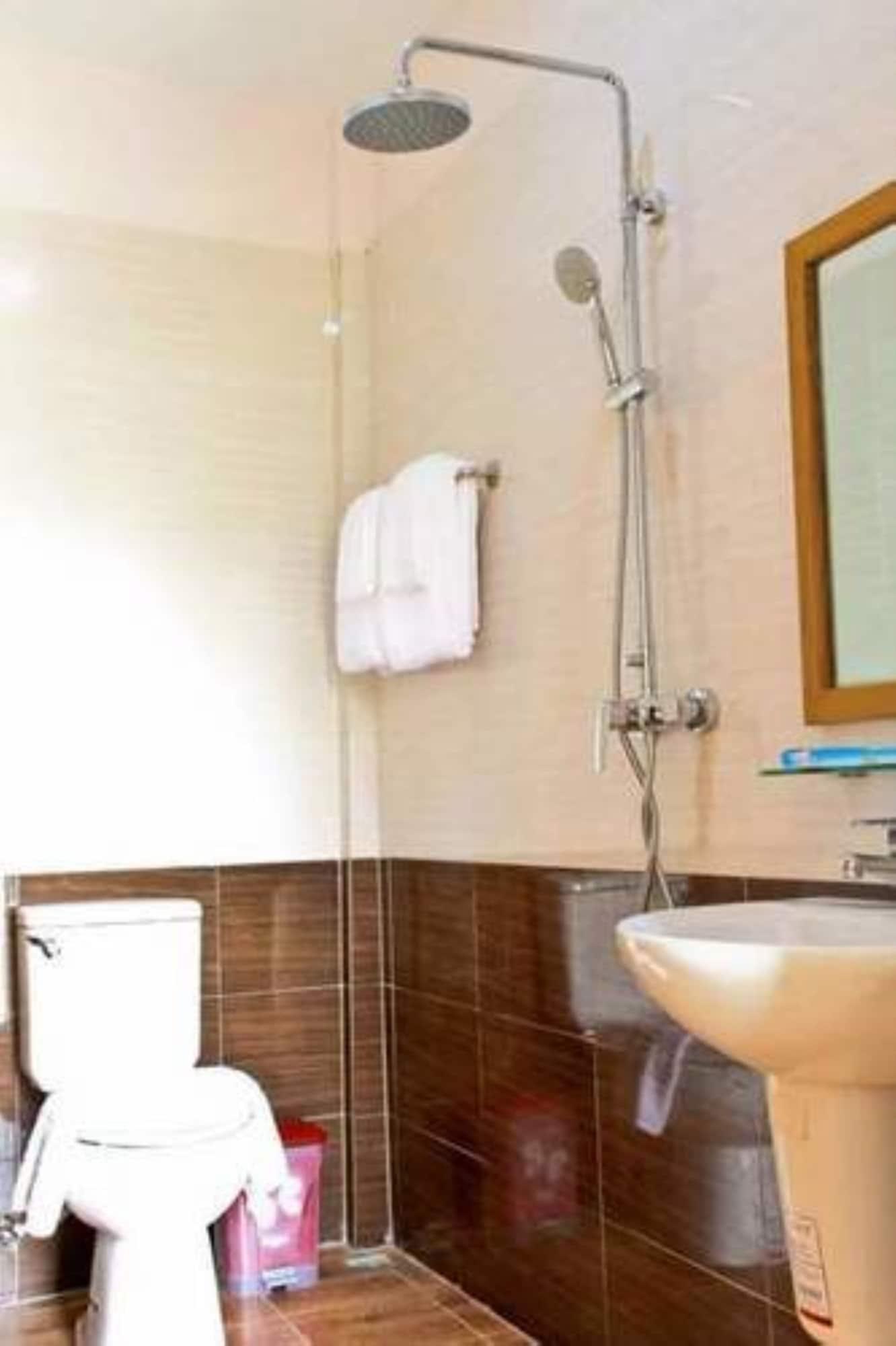 Hotel 7 Mile Yangon Ngoại thất bức ảnh