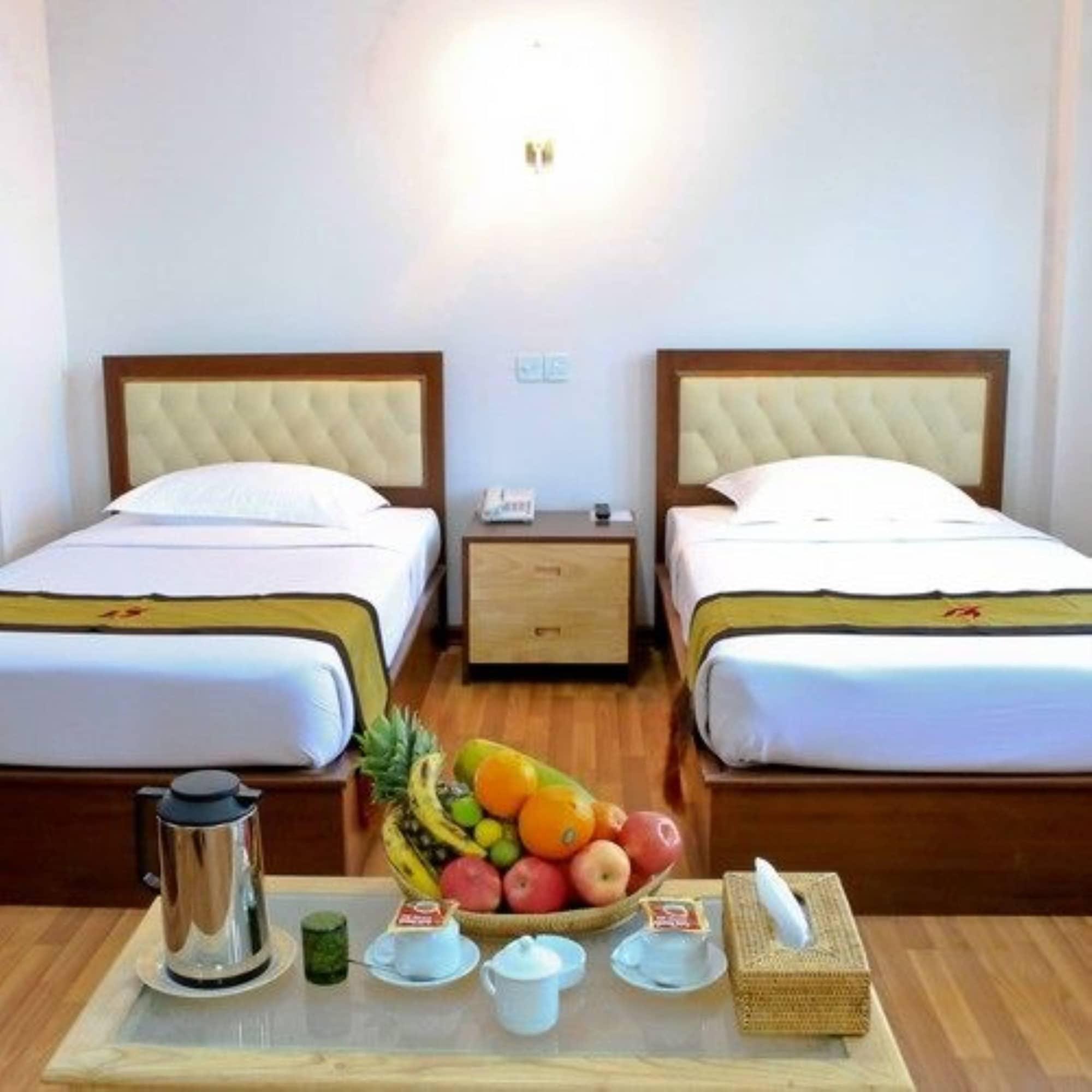 Hotel 7 Mile Yangon Ngoại thất bức ảnh