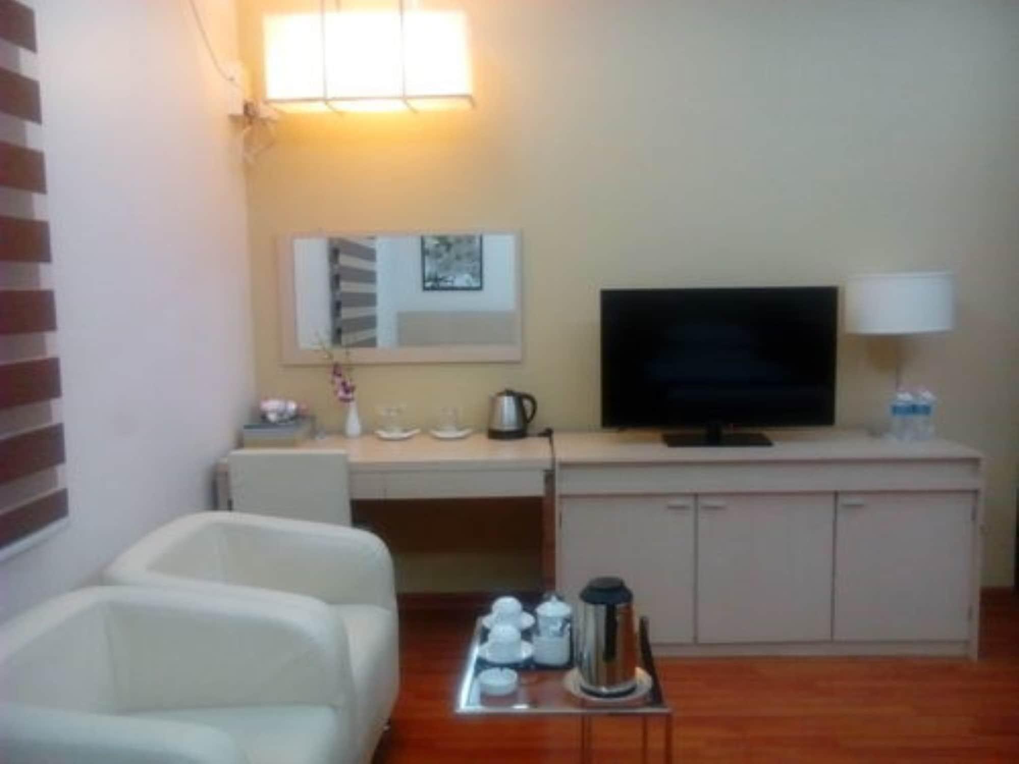 Hotel 7 Mile Yangon Ngoại thất bức ảnh